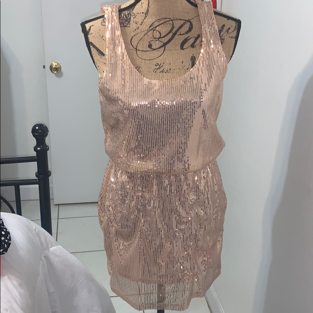 Pink sequin dress 💗